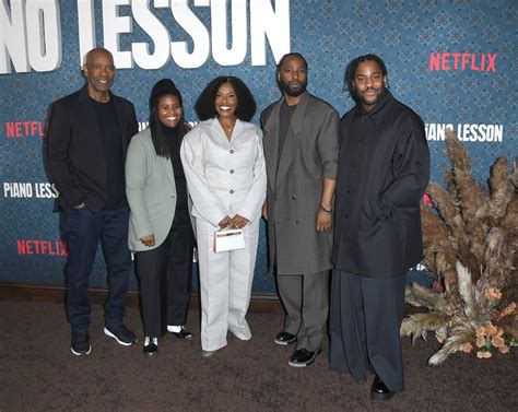 Meet Denzel Washingtons Stunning Wife Of 40 Years And Their 4 Kids
