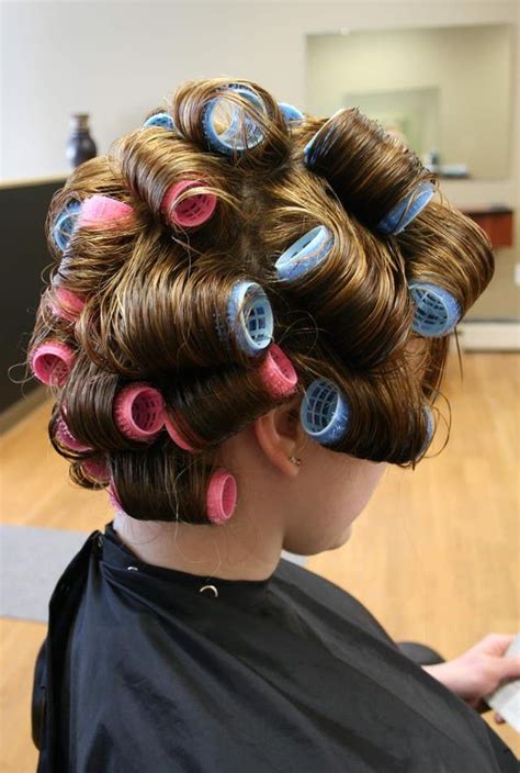 Mastering The Art Of Curling How To Put Curlers In Your Hair