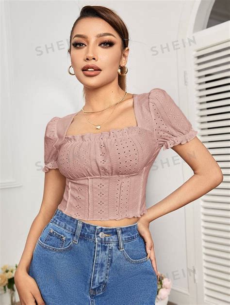 SHEIN PETITE Camiseta Corta De Cuello Cuadrado Con Bordado Con Ojal