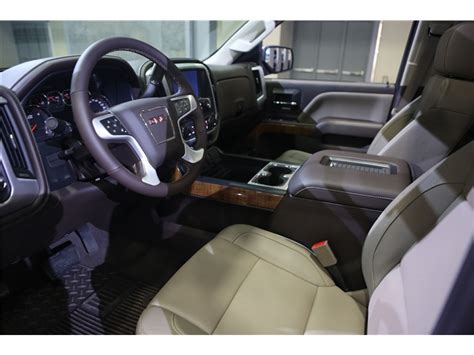 2016 GMC Sierra 1500: 108 Interior Photos | U.S. News