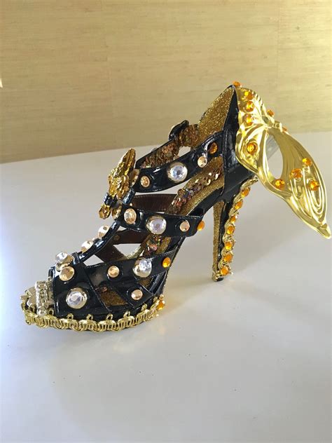 Decorated Shoes Hand Decorated Muses Shoes Mardi Gras Parade Shoes