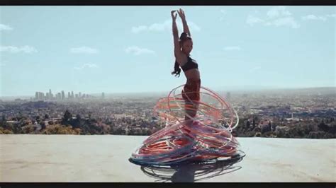 MARAWA'S NEW WORLD RECORD: 180 HOOPS - YouTube