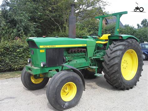 Foto John Deere 3120 784431