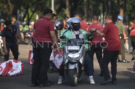 Bingkisan Lebaran Dari Presiden Joko Widodo Antara Foto