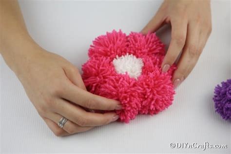 Diy Yarn Pom Poms Flower Arrangement Diy And Crafts