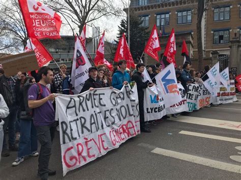 Lyon La Jeunesse Dans La Rue Jeudi Contre La R Forme Des Retraites