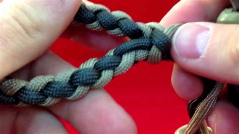 Paracordist How To Make A Four Strand Round Braid Loop W Strands