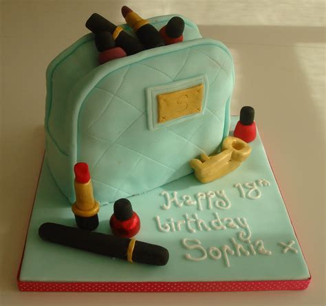 Lizzies Pretty Scrumptious Cakes Designer Make Up Bag Cake With