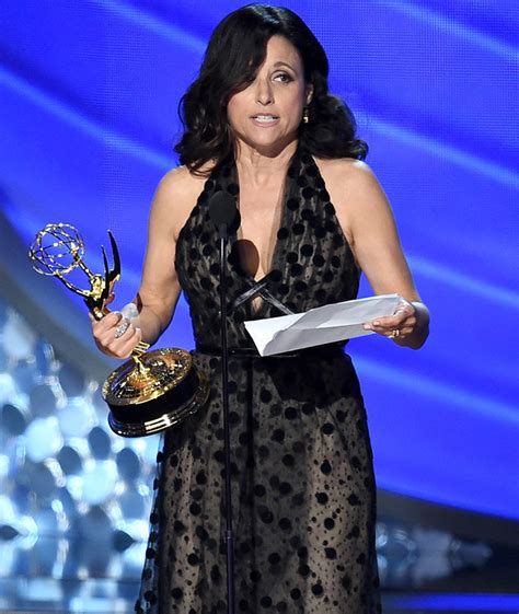 Julia Louis Dreyfus Reveals Father Passed Away In Emotional Emmy Speech