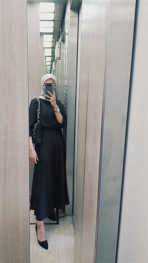 Pin Oleh M Di Modest Fashion Gaya Model Pakaian Gaya Hijab Kasual