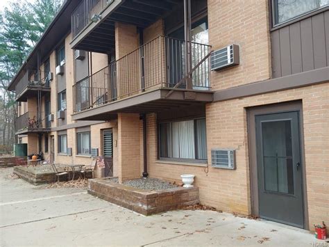 10 Oakwood Ter 17 New Windsor Ny 12553 See Est Value Schools And More