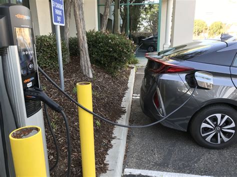 Port Of Hueneme Port Unveils New Ev Charging Stations