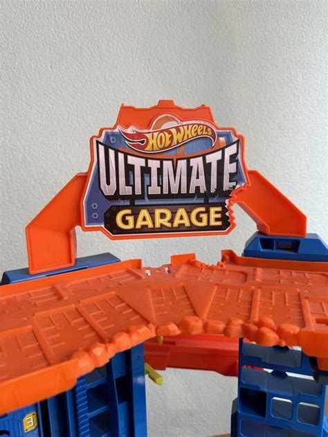 Hot Wheels City Megacity Parkgarage Mit T Rex Angriff Kaufen Auf Ricardo