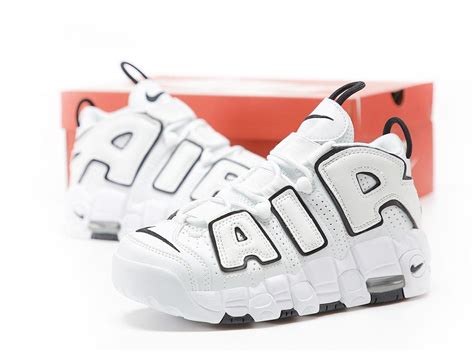 Nike Uptempo в белом цвете (Найк Аптемпо женские кроссовки) купить в ...