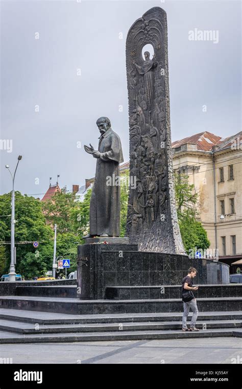 Statue von taras shevchenko Fotos und Bildmaterial in hoher Auflösung