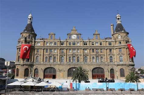 Premium Photo Haydarpasa Train Station In Istanbul City