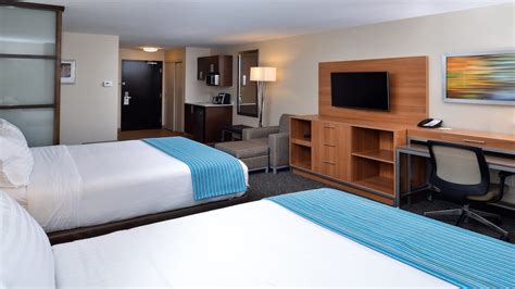 Holiday Inn Hotel & Suites Edmonton Airport & Conference Ctr, an IHG ...