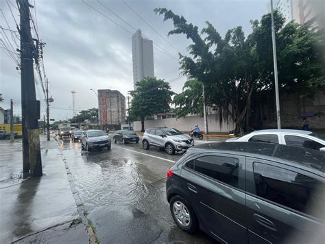 Apac emite alerta de chuvas moderadas a pontualmente fortes em área do