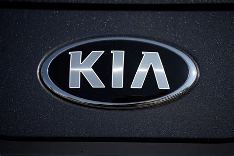 Kia recalls 2008-2009 Sportage over fire risk, tells owners to park ...