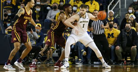 Michigan Basketball Five Takeaways From Wolverines Loss To Minnesota