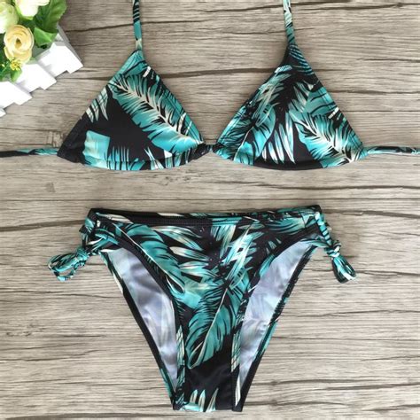 Green Leaf Print Halter Bikini Summer Fashion Fashion