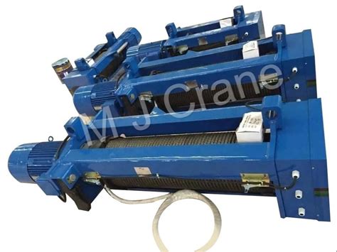 Blue Electric Wire Rope Hoist For Industrial Capacity 6 Ton At Rs