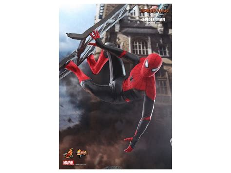 Hot Toys Spider Man Upgraded Suit