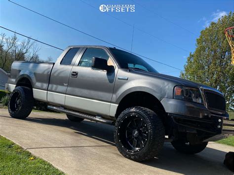 2006 Ford F 150 With 20x12 44 Moto Metal Mo962 And 33125r20 Fury Offroad Country Hunter Rt