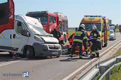 Uwaga Kierowcy Powa Ny Wypadek W Miastkowie Zdj Cia