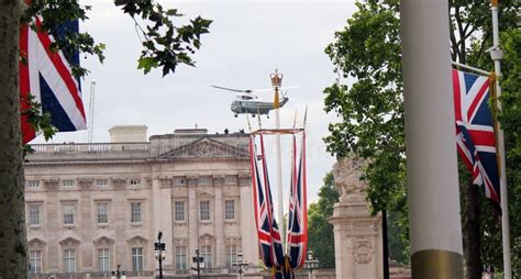 Donald Trump, London, UK, Stock Photo, 3/6/2019 - Donald Trump Helicopter Landing at Buckingham ...