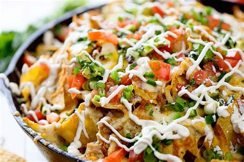 Skillet Chicken Nachos {VIDEO} | i am baker