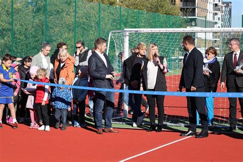 Boisko Wielofunkcyjne Otwarte Przy Zespole Szkolno Przedszkolnym Nr