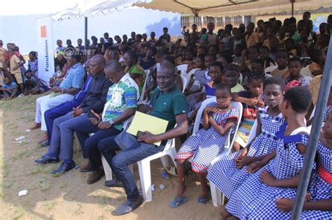 Appui à léducation le groupe scolaire Akpa Gnagne de Bonoua doté d