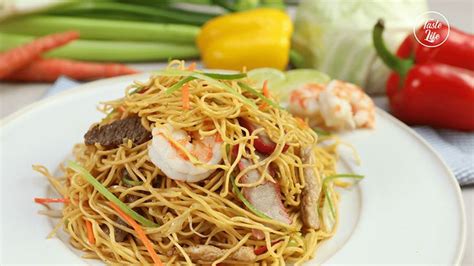 House Special Stir Fry Noodles - Taste Life | Recipe | Stir fry noodles, Recipes, Roasted ...