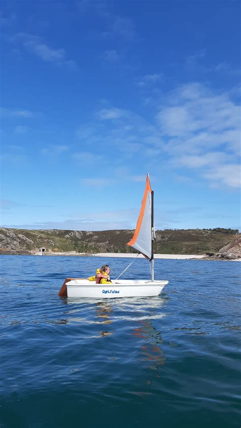 Club Voile Centre Nautique D Erquy Voile En Baie De Saint Brieuc