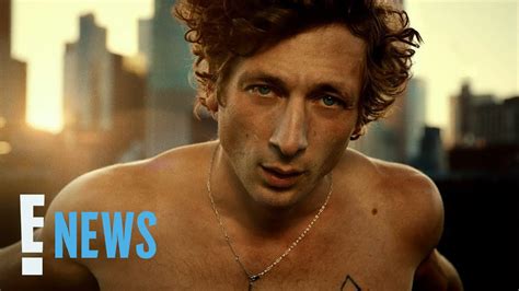 Jeremy Allen White Strips Down in STEAMY New Calvin Klein Campaign ...