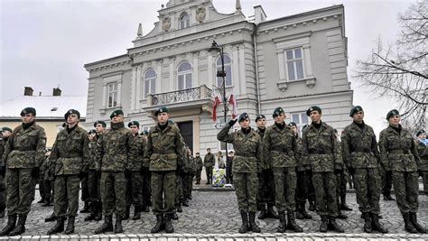 Uprzedzi Putina Polacy Szykuj Si Na Wojn Wiadomo Ci