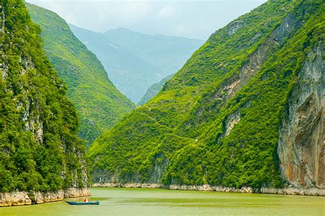 1100点を超える中国三峡 写真のストックフォト、写真、そしてロイヤリティフリーの画像 Istock