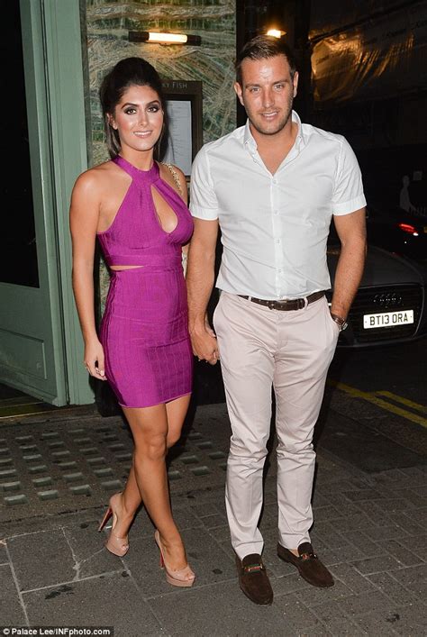 Ex Towie S Elliott Wright Enjoys Date Night With Stunning Fiancée Sadie Stuart Daily Mail Online