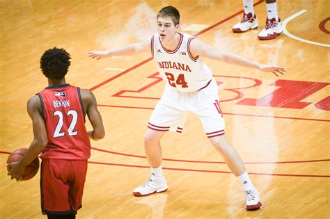 That S A Wrap Grant Gelon Inside The Hall Indiana Hoosiers Basketball News Recruiting And