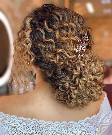 Acconciature Capelli Ricci Idee Semplici E Bellissime Artofit