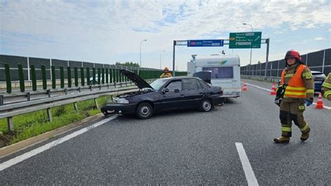 Wypadek Samochodu Osobowego Z Przyczep Kempingow Pod Tarnowem