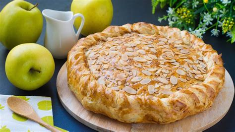 Torte Di Mele Con Pasta Sfoglia Ricetta Carbonara