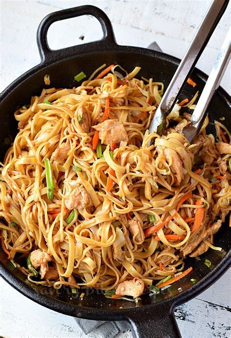 Make This Spicy Chicken Noodle Stir Fry Savory Bites Recipes A Food Blog With Quick And Easy