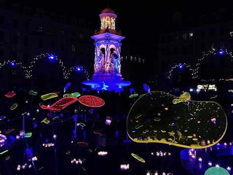 Lyon Sillumine Pour No L Un Spectacle F Erique D Couvrir