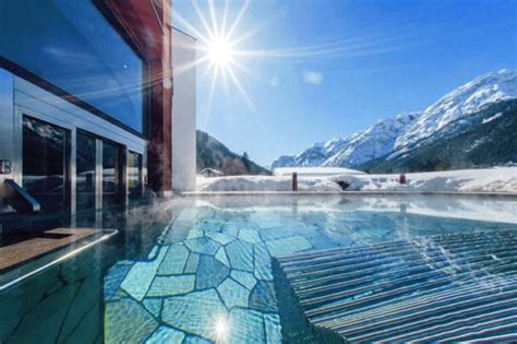 Hotel Con Piscina Esterna Riscaldata In Montagna E Alle Terme