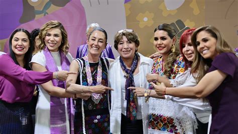 Gobernadoras De Morena Arropan A Claudia Sheinbaum En Evento