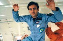 Hace A Os Rodolfo Neri Vela Viaj Al Espacio Gaceta Unam