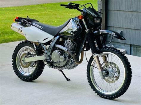 Suzuki DR650 Review [Specs, History & Comparison] - Motocross Hideout