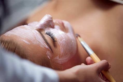 Top Benefits Of Customized Facial Treatments